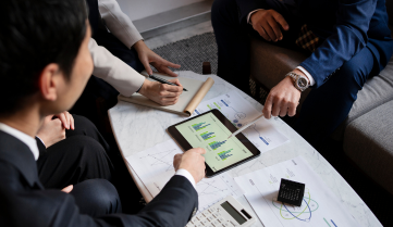 EU lawmakers back delay to sector-specific ESG corporate disclosures to 2026